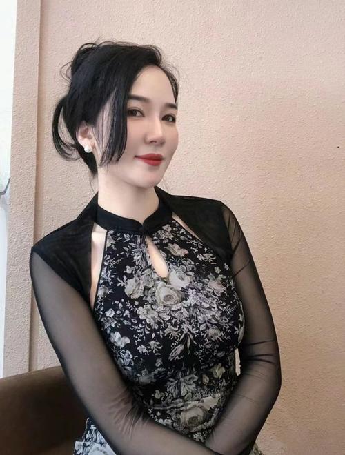 日韩少妇人妻在线的相关介绍