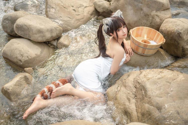 欧美性感美女大尺度的相关介绍