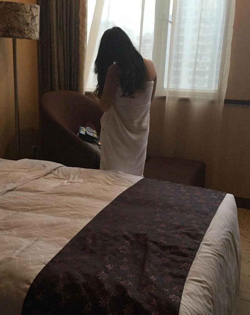 18岁禁免费在线观看的相关介绍